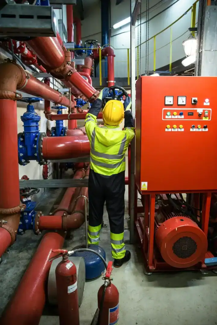 facility manager on site